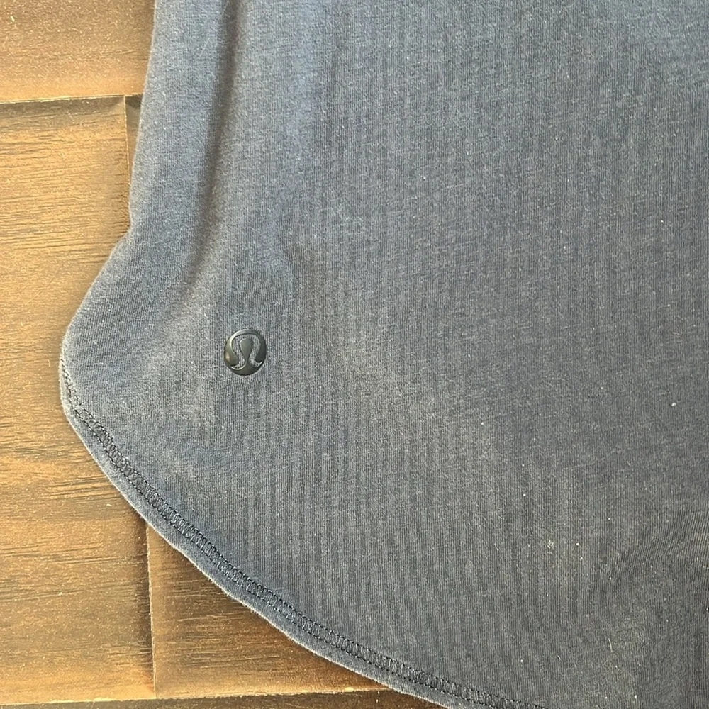 Lululemon Navy Blue Om Tee, size 8